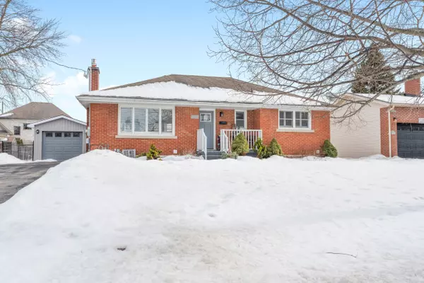 17 Varadi AVE, Brantford, ON N3R 3M9