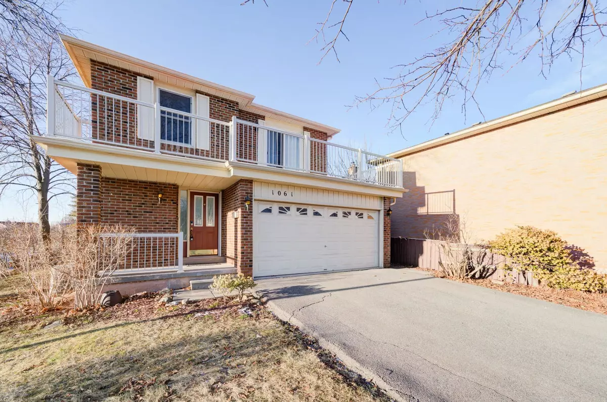 Oakville, ON L6H 3K5,1061 Harcroft CT