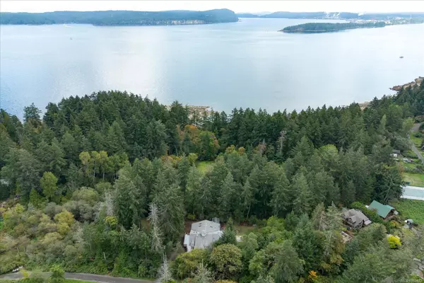 88 Captain Morgans Blvd, Protection Island, BC V9R 5K9