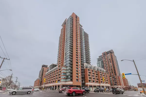 830 Lawrence AVE W #1707, Toronto W04, ON M6A 1C3