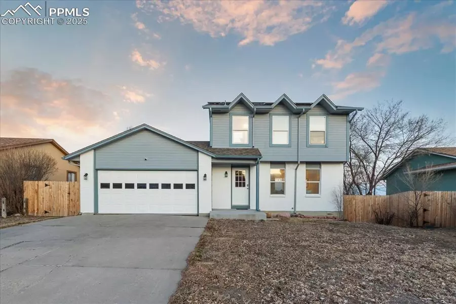 7849 Peninsula DR, Colorado Springs, CO 80911