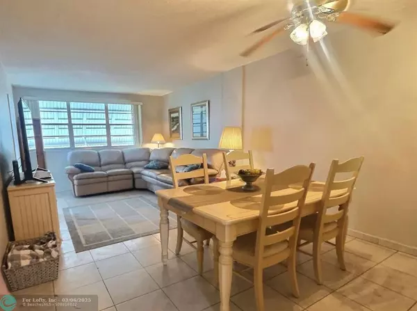 Hallandale Beach, FL 33009,1333 E Hallandale Beach Blvd  #313