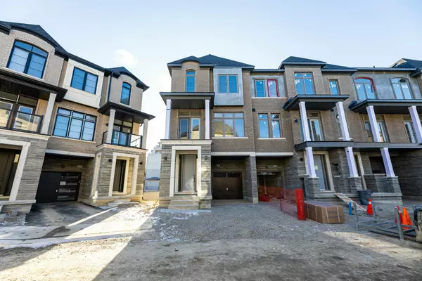 23 Archamault WAY, Vaughan, ON L4H 5G4