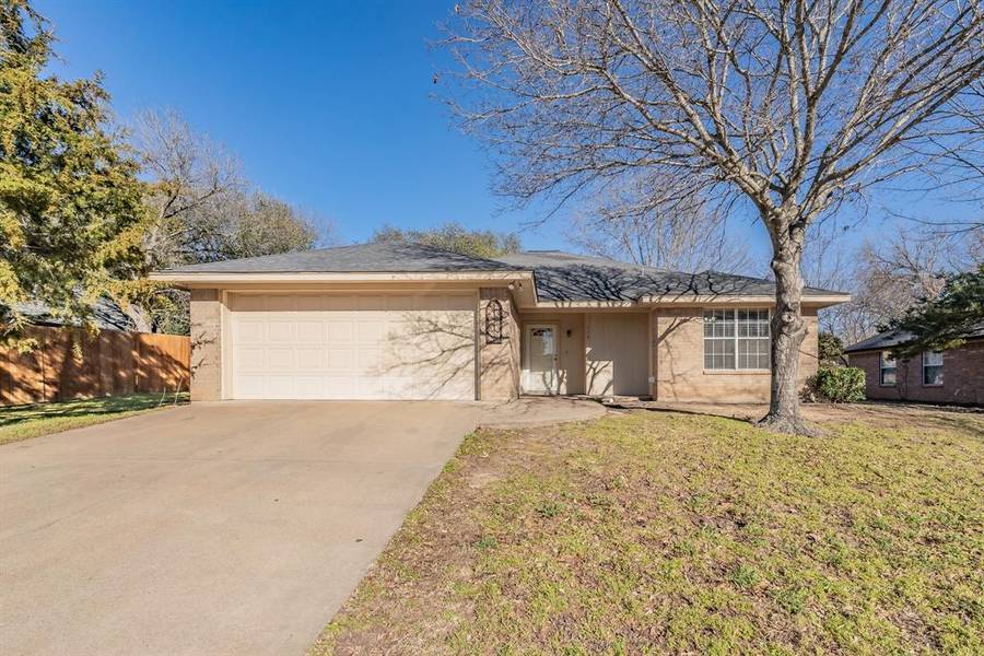 218 Mesquite Street, Weatherford, TX 76086