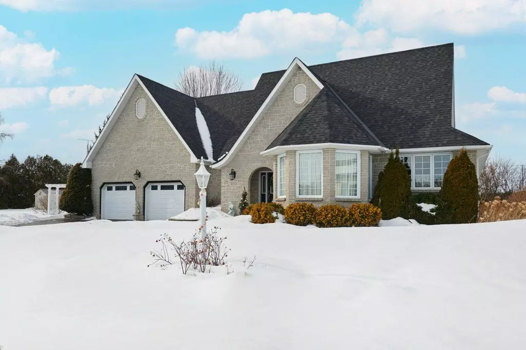 South Dundas, ON K0E 1K0,5544 Bridlewood CT