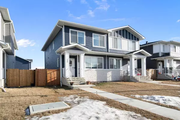 196 Chelsea Drive, Chestermere, AB T1X 1Z4