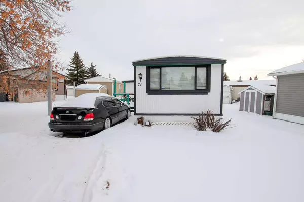 74 Parkside DR, Red Deer, AB T4P 1K1