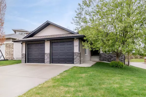 122 Alberts Close, Red Deer, AB T4R3J8