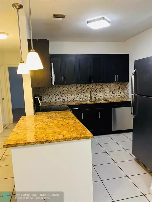 6505 Winfield Blvd  #B-59, Pompano Beach, FL 33063