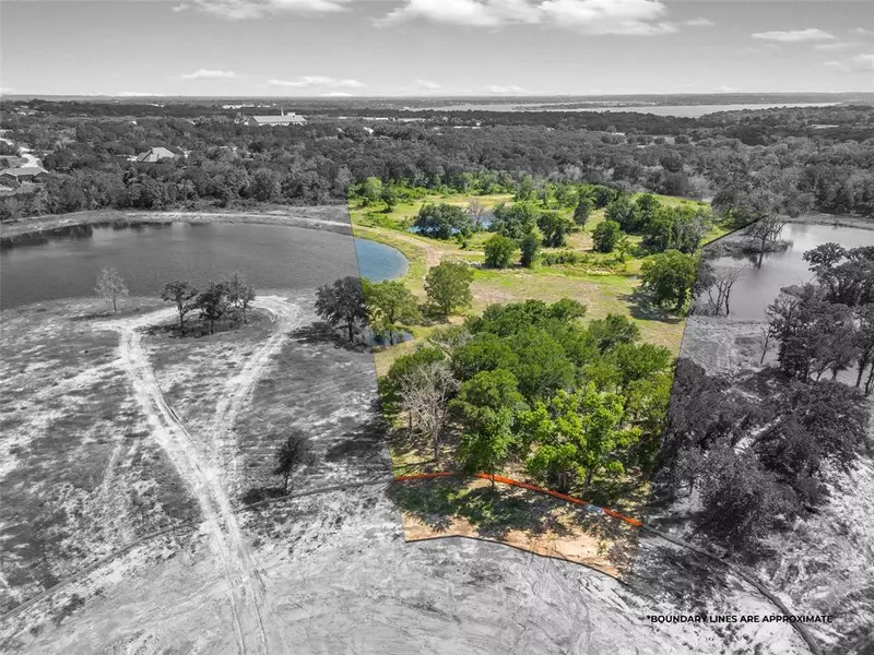 2061 Lindale Lane, Granbury, TX 76049