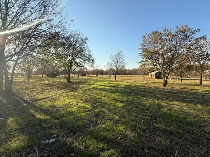 153 Aydelotte Court, New Fairview, TX 76078