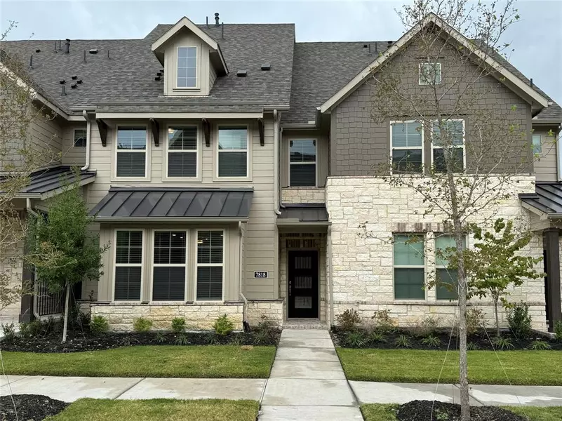 7818 Bayside Drive, Rowlett, TX 75088