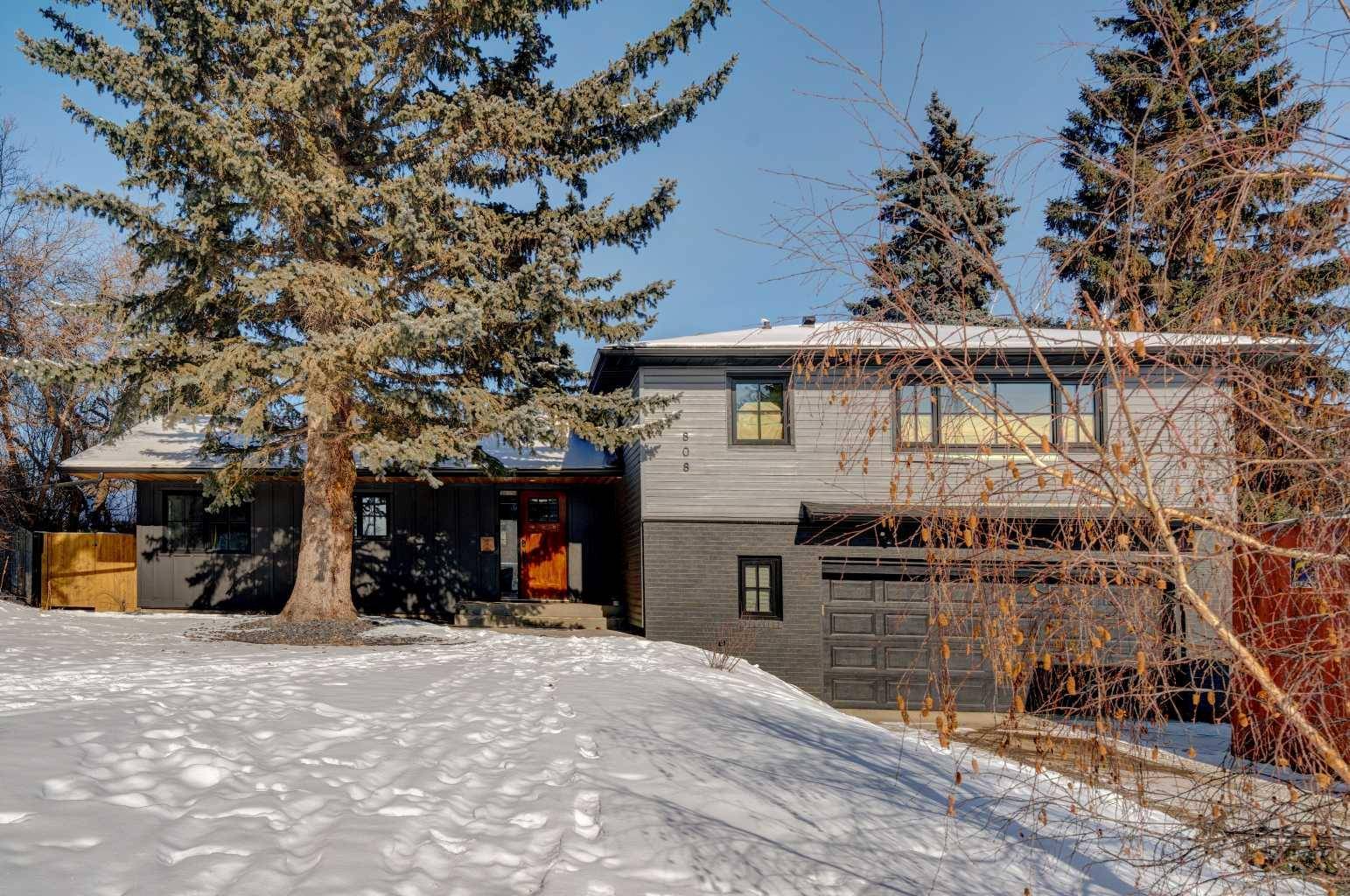 Calgary, AB T2S 1E8,808 48 AVE SW