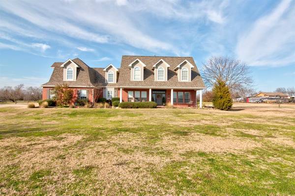 4275 Old Thomas Road, Aubrey, TX 76227