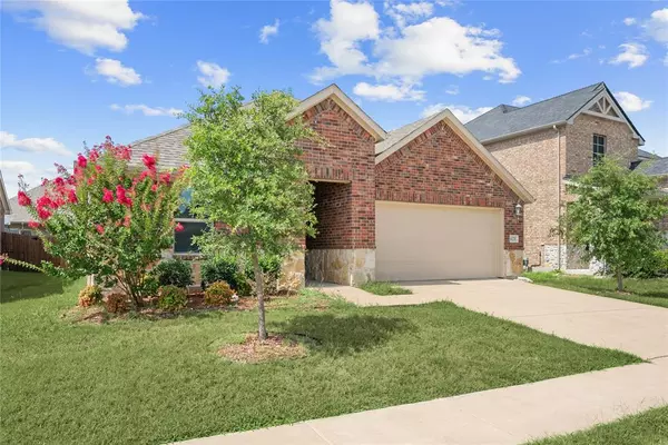 628 Fletcher Drive, Fate, TX 75087