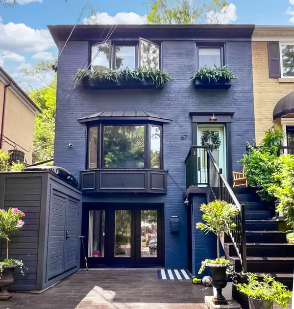 67 Glen Davis CRES, Toronto E02, ON M4E 1X7