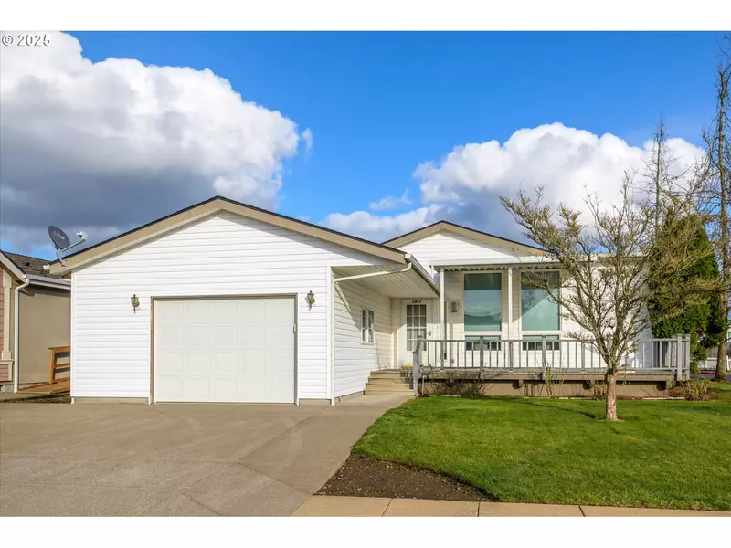 2420 MAIA LOOP, Springfield, OR 97477