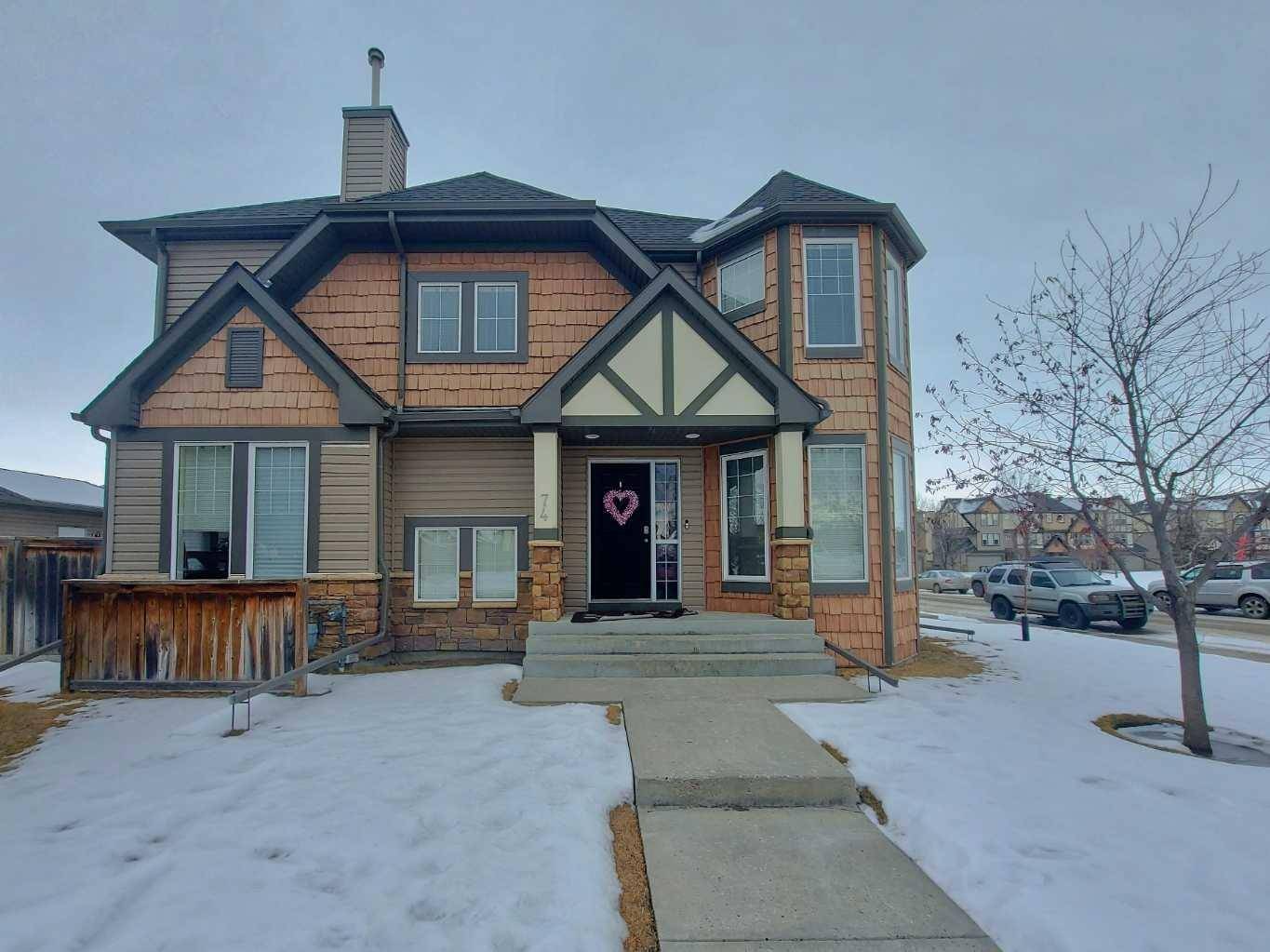 74 EVERRIDGE Common SW, Calgary, AB T2Y 5G9