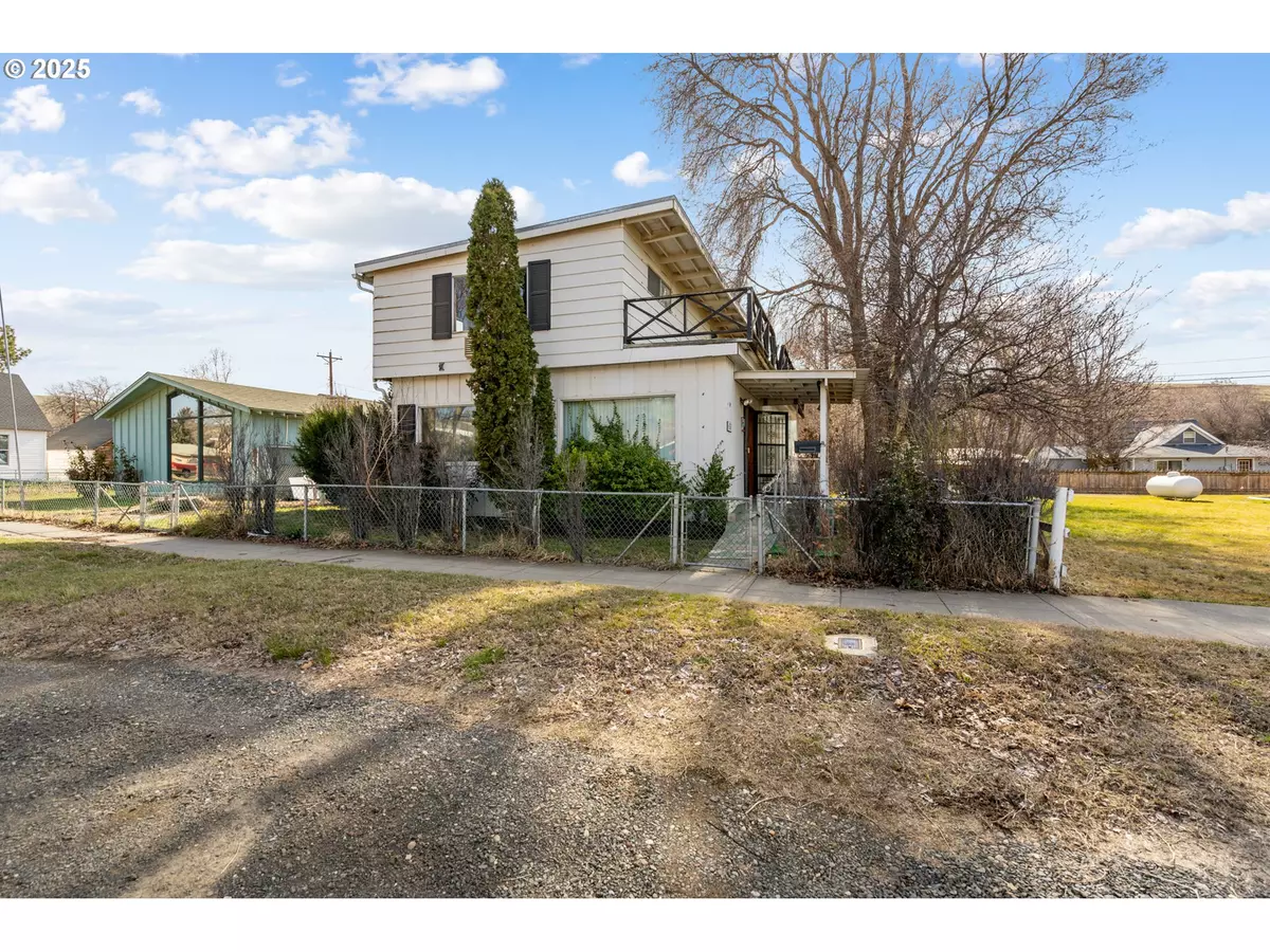 Ione, OR 97843,150 E MAIN ST