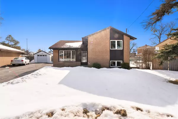 34 Holford CRES, Toronto E05, ON M1T 1M1