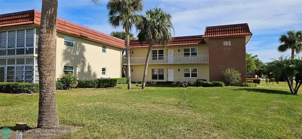 108 Spring Lake Ct  #205, Vero Beach, FL 32962