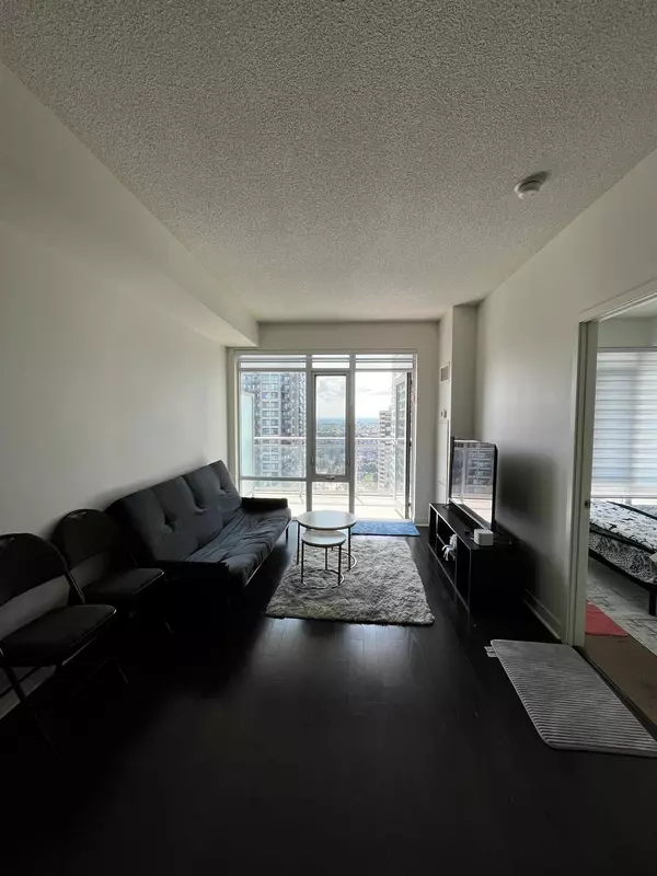 Mississauga, ON L5B 0G7,360 Square One DR #1907