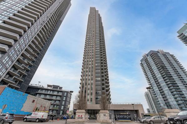 36 Park Lawn RD #3208, Toronto W06, ON M8Y 0E5