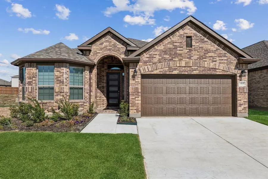 3821 Summerfield Drive, Heartland, TX 75114