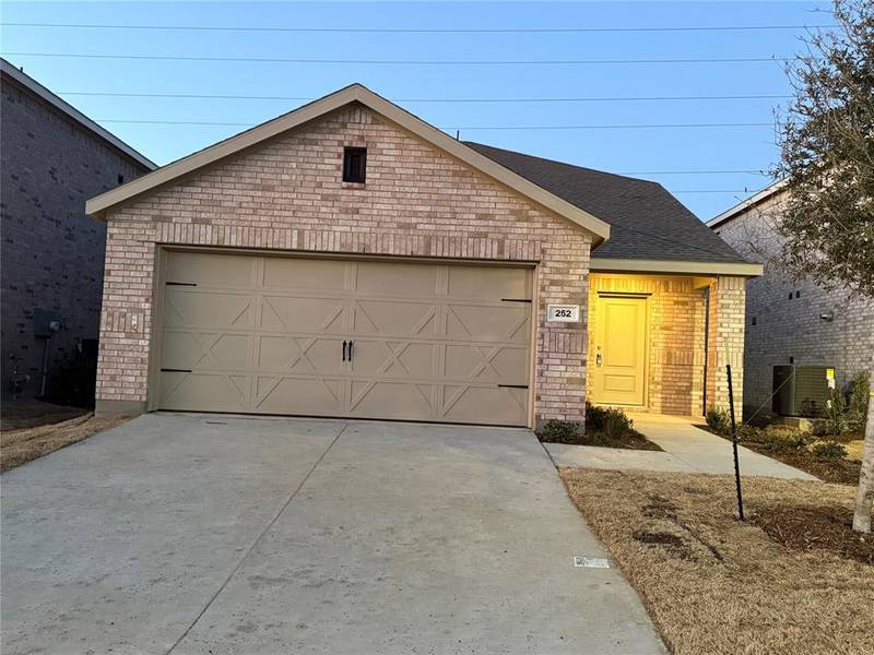 252 Adelina Drive, Little Elm, TX 75068