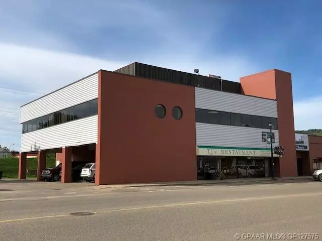 10011 102 AVE #207, Peace River, AB T8S 1S6