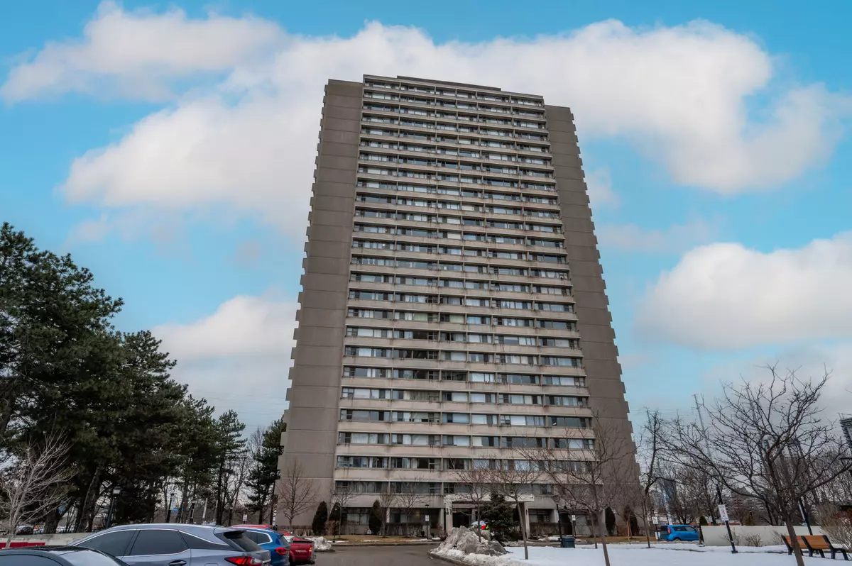 Toronto C11, ON M3C 1T1,735 Don Mills RD #2104