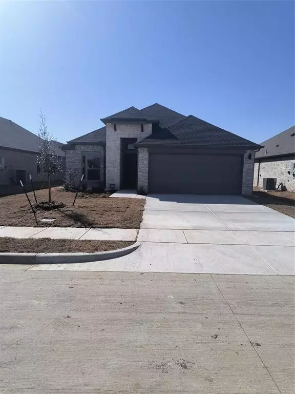 355 Lost Creek Trail, Greenville, TX 75402