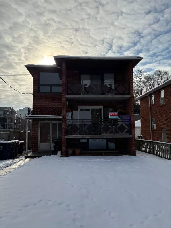 27 Bedford Park AVE #3, Toronto C04, ON M5M 1H8