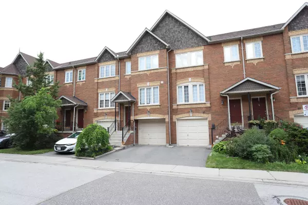 Richmond Hill, ON L4C 0H9,95 Weldrick RD E #70