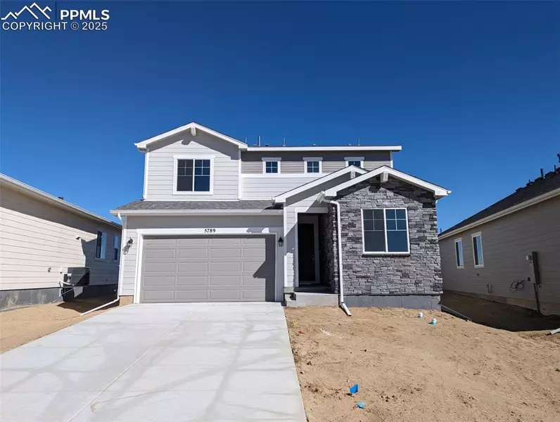 5789 Mammoth LN, Colorado Springs, CO 80927