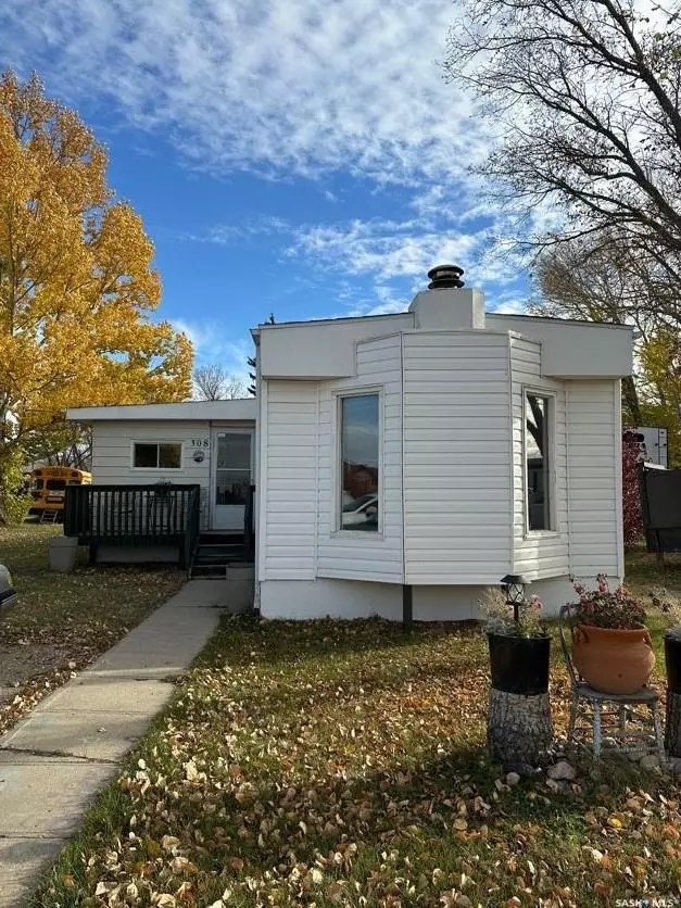 Davidson, SK S0G 1A0,308 McGregor STREET