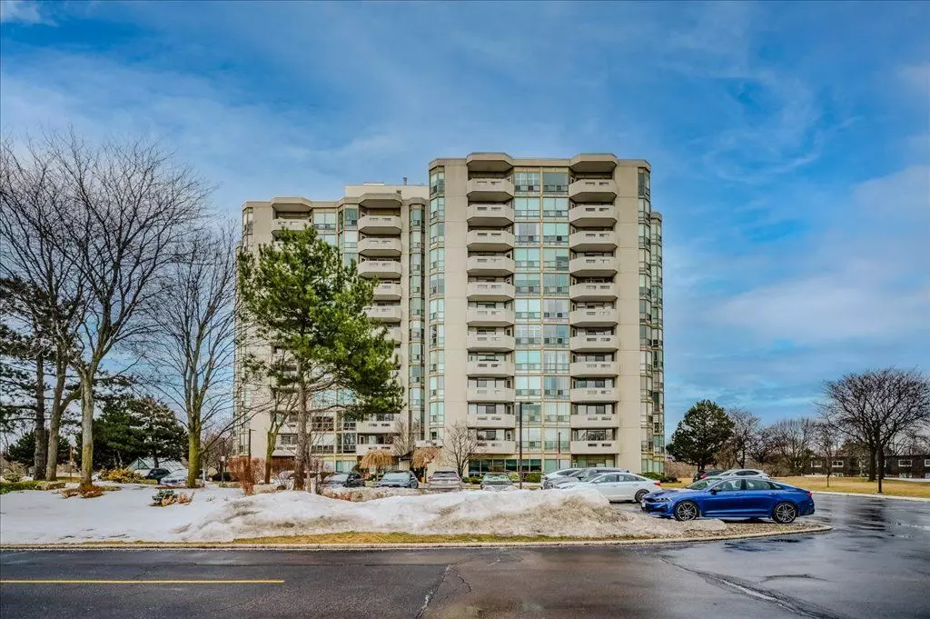 Burlington, ON L7L 5V7,5080 Pinedale AVE #409