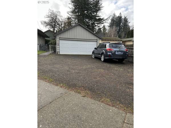 Gresham, OR 97030,689 NE ANDERSON RD