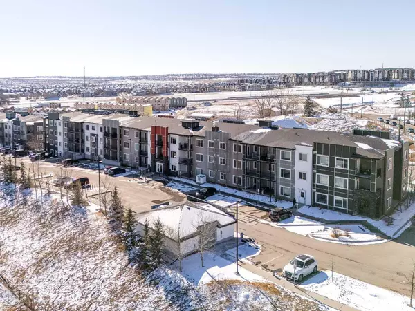 Calgary, AB T3R 0W6,16 Sage Hill TER Northwest #306