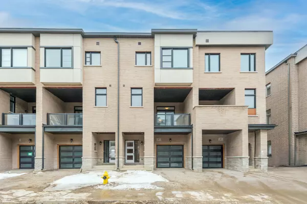 87 Inverary CRES, Vaughan, ON L4L 1A7