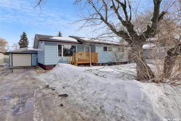 924 Iroquois STREET W, Moose Jaw, SK S6H 5B6