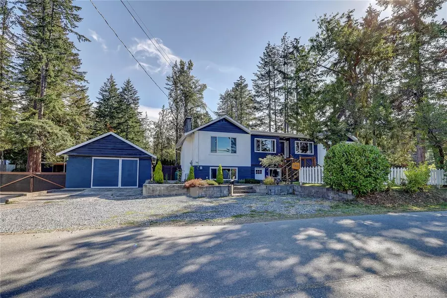 13403 Code Rd, Ladysmith, BC V9G 1H7