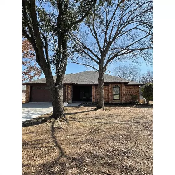 1508 Stratford Drive, Mansfield, TX 76063