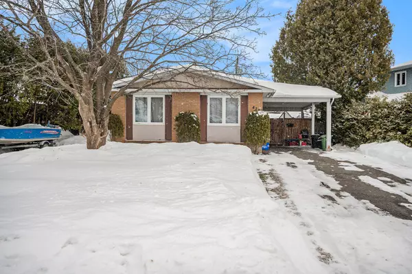 428 Hatfield CRES, Orleans - Cumberland And Area, ON K1E 1M8