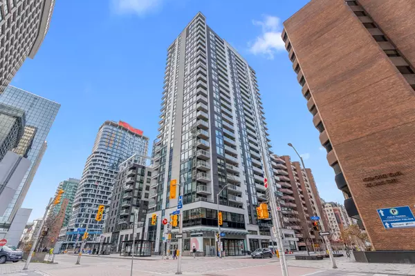 340 QUEEN ST #1403, Ottawa Centre, ON K1R 0G1