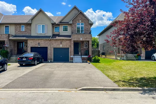 112 Meadow Wood CRES, Hamilton, ON L8J 3Z8