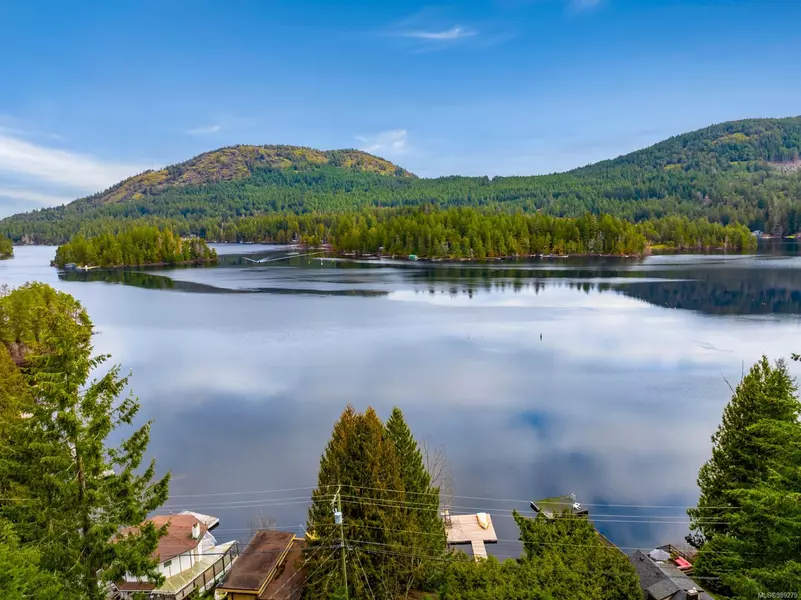 1761 West Shawnigan Lake Rd, Shawnigan Lake, BC V8H 2C4