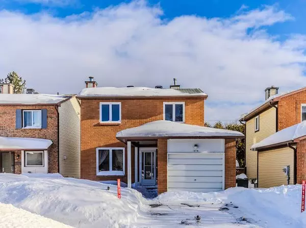 Kanata, ON K2L 3P1,376 Pickford DR