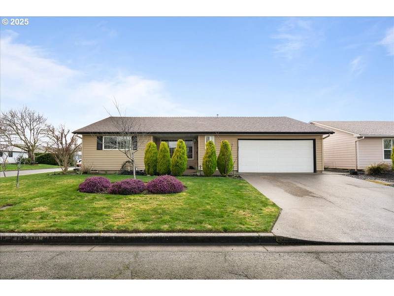 1967 ASTOR WAY, Woodburn, OR 97071