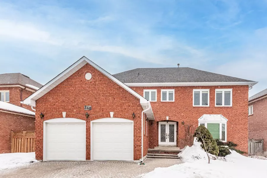 248 Conti CRES, Vaughan, ON L4L 6V7